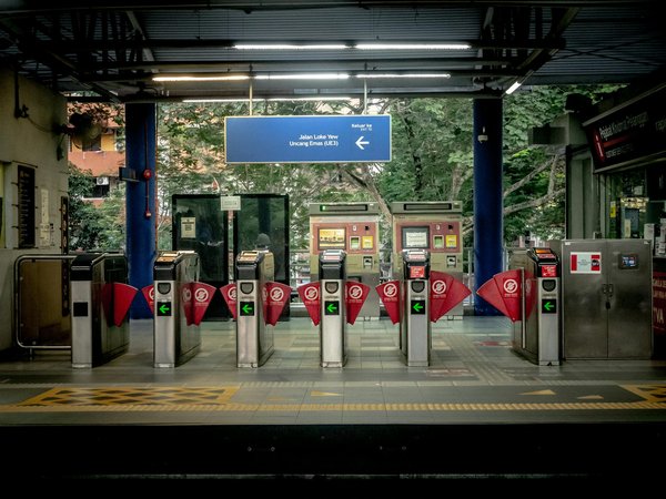 Taxi aéroport lyon : transfert facile vers saint-Étienne !